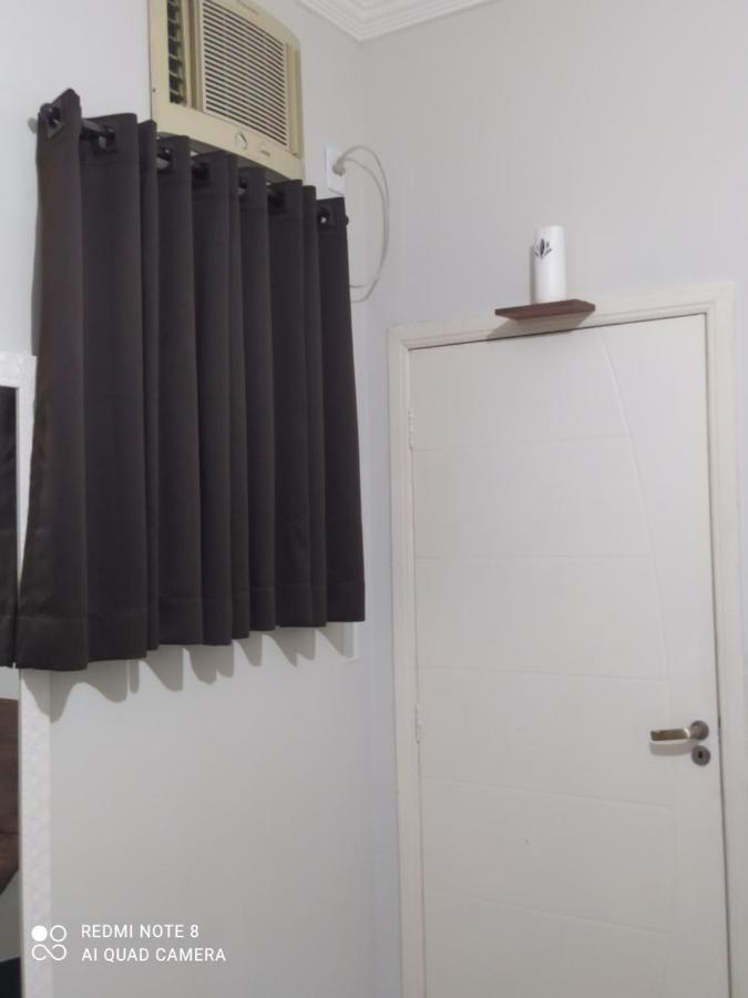 Pousada Quarto Com Ventilador,Ar Frigobar E Garagem 阿帕雷西达 外观 照片